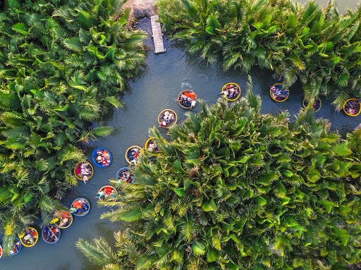 السياحة-فيتنام-دا-نانج-تلال-با-نا-هوي-آن-الجوز-الهندي Mau-Bay-1